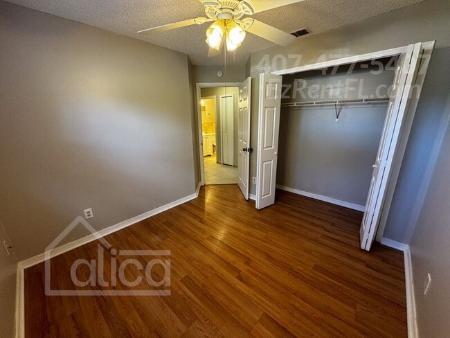 Building Photo - 3958 Victoria Landing Dr N
