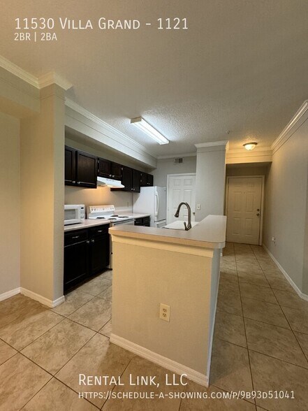 Building Photo - 11530 Villa Grand