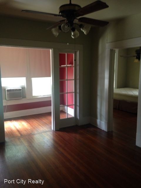 Building Photo - 1 br, 1 bath House - 2432 Creswell Unit 4