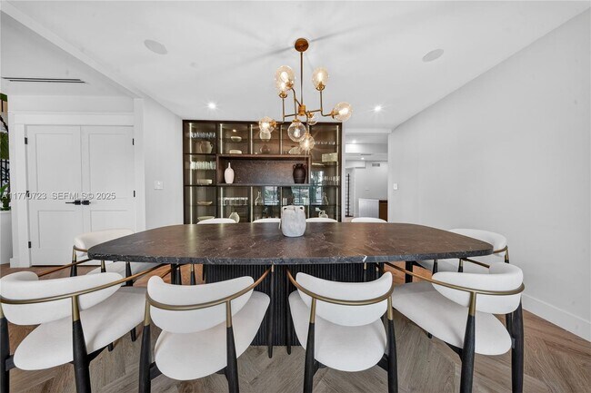 Building Photo - 4312 NE 22nd Ave