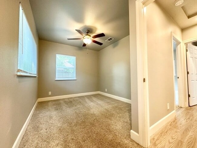 Building Photo - **Pre-Leasing for Summer 2026**  New and Improved 3 Bed 2 Bath Home