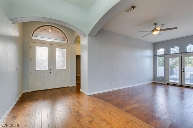 Building Photo - 2042 Poetry Ave