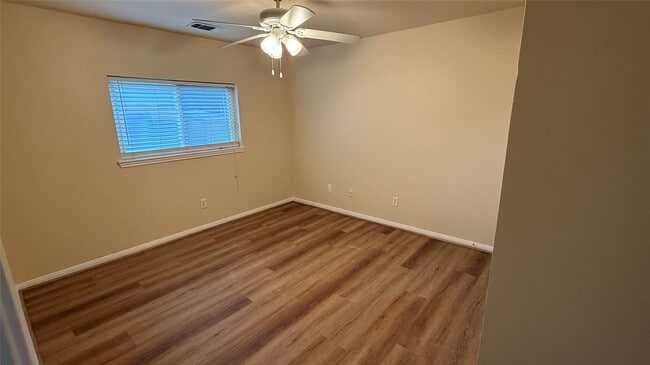 Building Photo - 16806 Pheasant Creek Ct