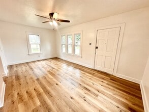 Building Photo - 347 W Vanmeter St