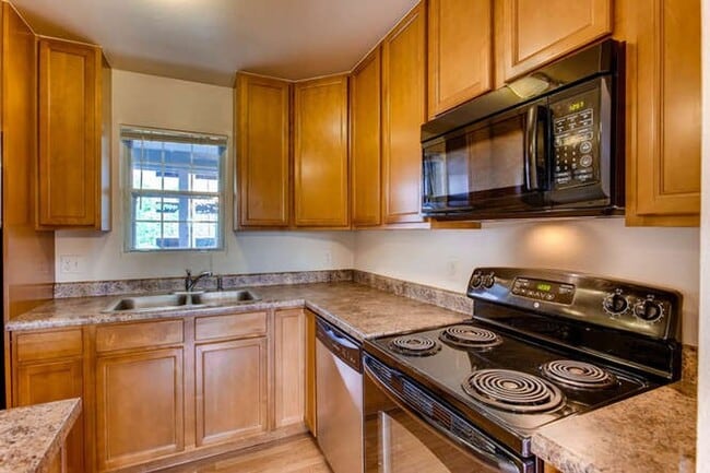 Building Photo - 720 City Park Ave