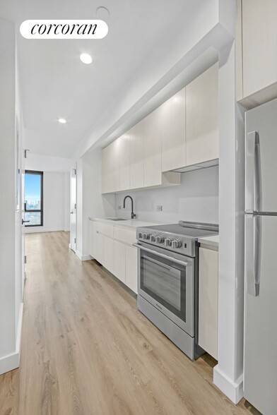 Building Photo - 46-9 69th St