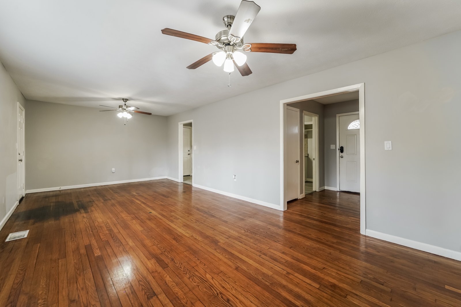 Building Photo - 3135 Bilgray Dr