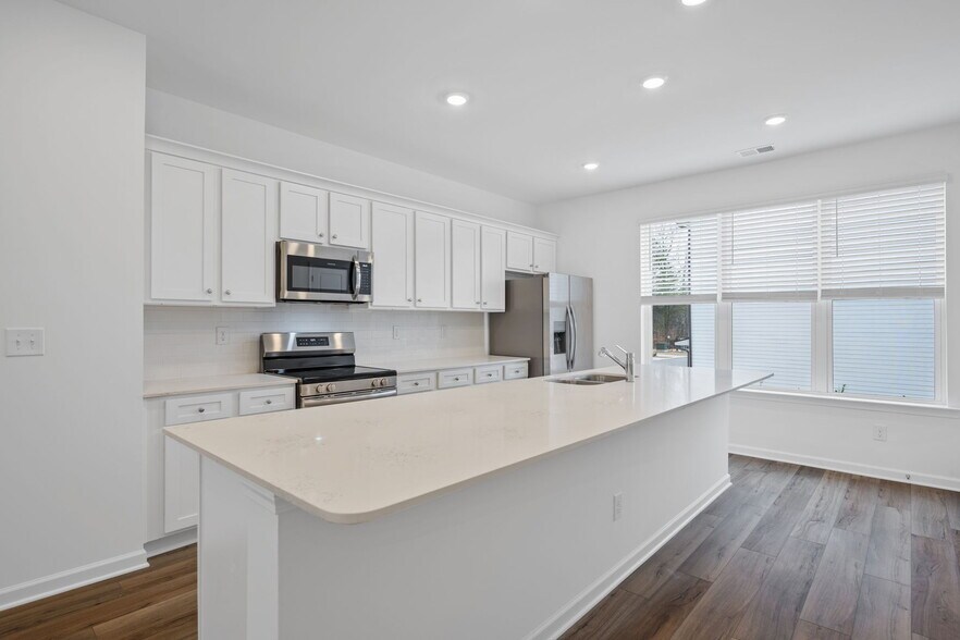 Building Photo - 4219 Tillie Cir