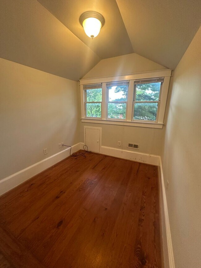 Building Photo - 4508b Park Ave, Nashville TN 37209 *Leasin...