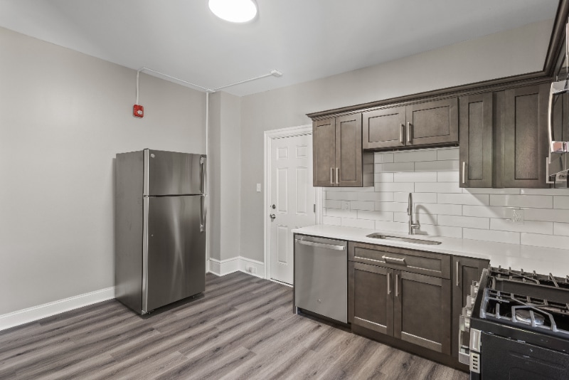 Building Photo - 249 N Mulberry St