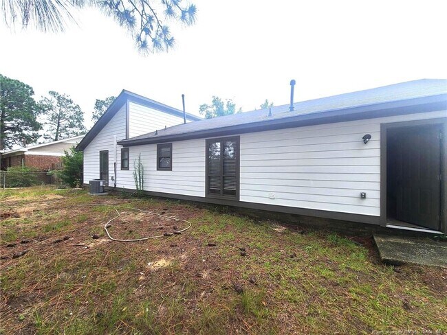 Building Photo - 1540 Graystone Rd