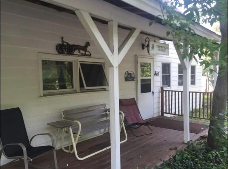 Front porch - 855 E Front St