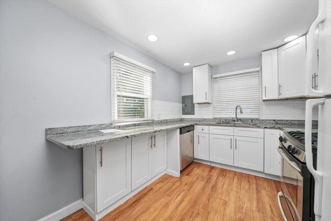 Building Photo - 2623 96th Pl