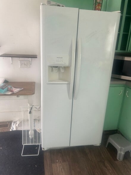 Building Photo - 411 Stafford St