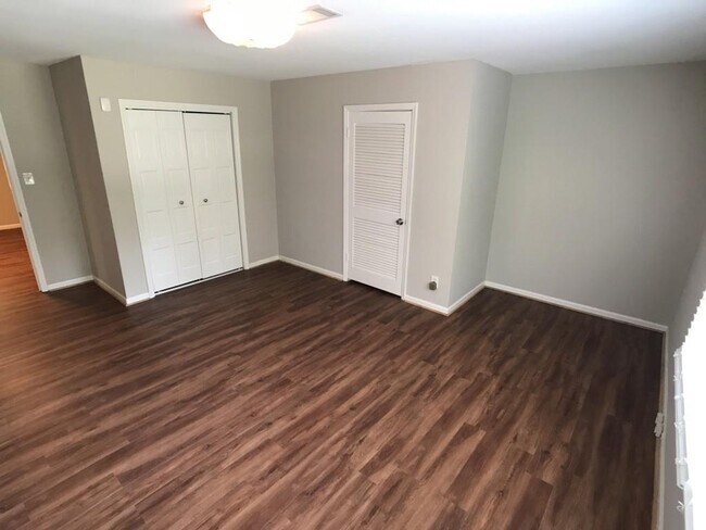 Building Photo - 4297 Blackland Way
