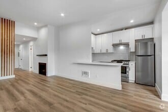 Building Photo - 10795 Woodbine