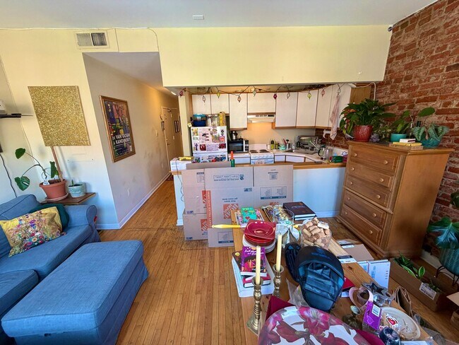 Building Photo - 0394 - Souliotis