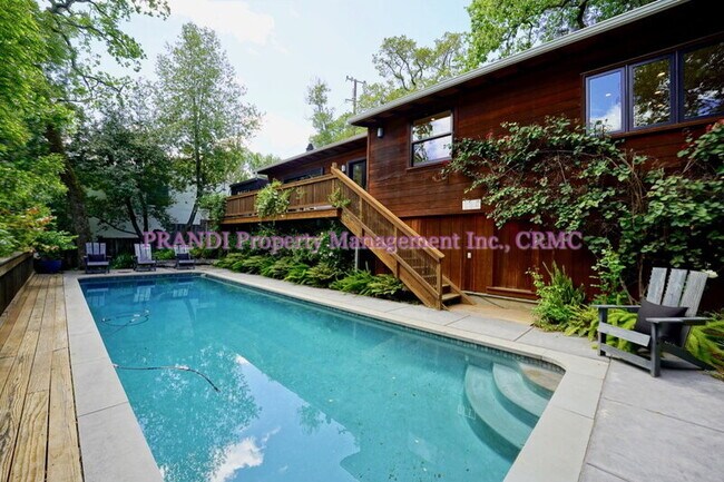 Building Photo - 22 Madrone Ct