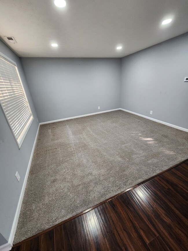 Building Photo - 8213 Briarhill Lane