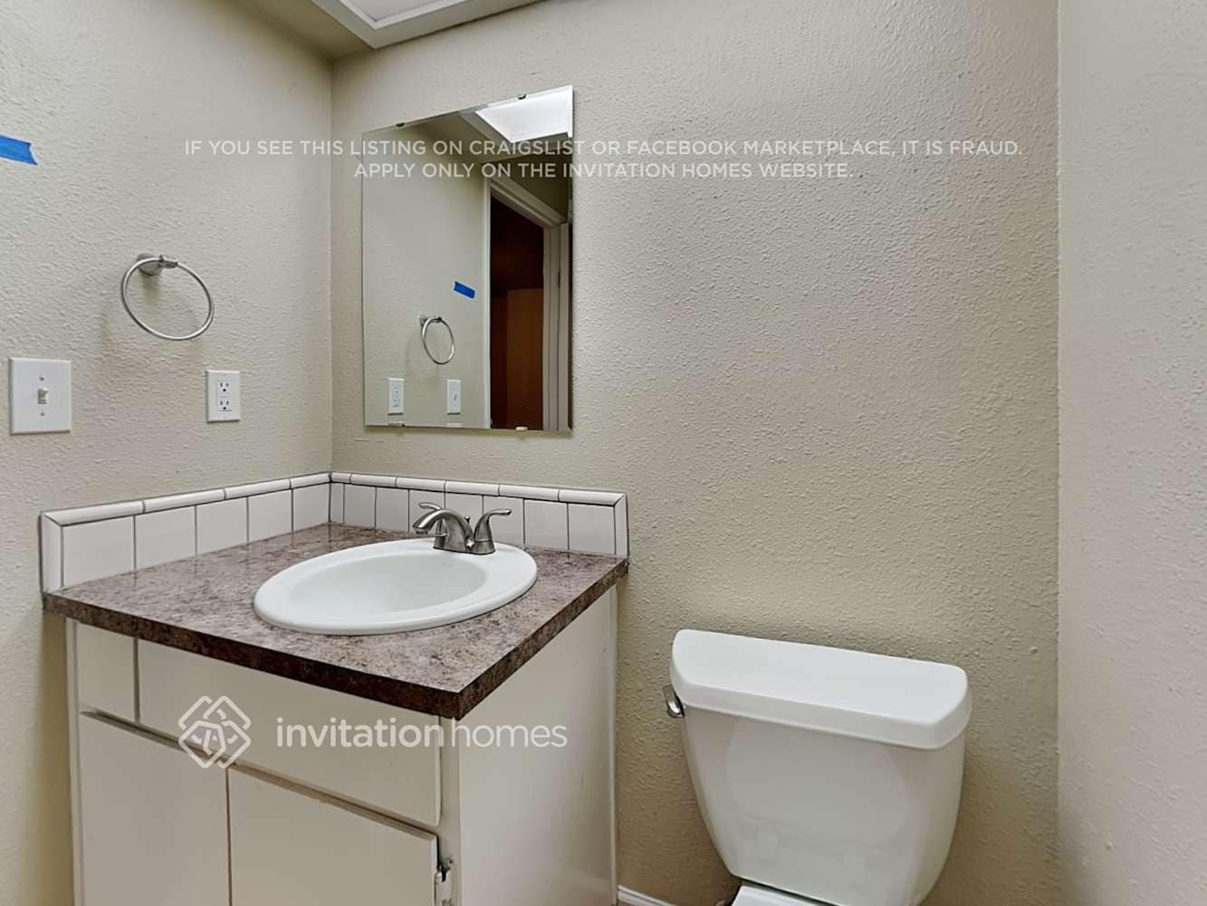 Building Photo - 33628 27th Pl SW