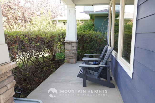 Building Photo - 10983 Sunup Way