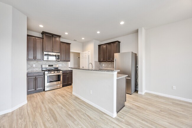 Building Photo - 6526 Macroom Meadows Ln