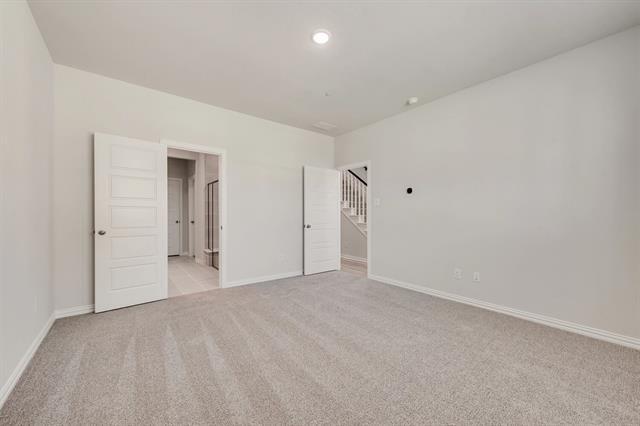 Building Photo - 4221 Willow Pond Dr