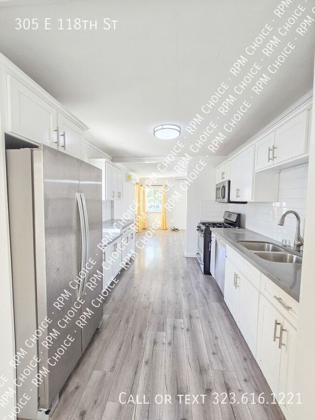 Building Photo - 305 E 118th St