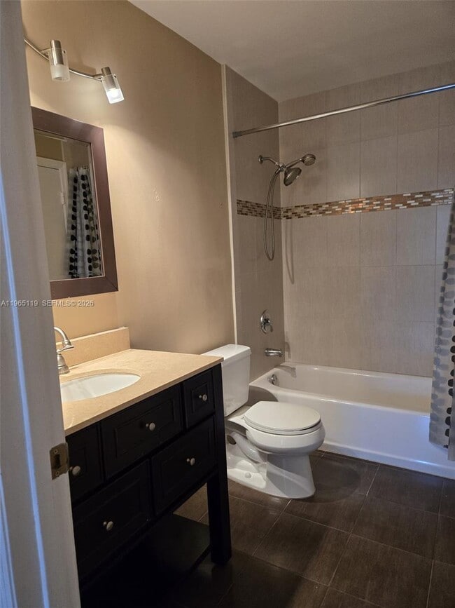 Building Photo - 821 NW 130th Ave