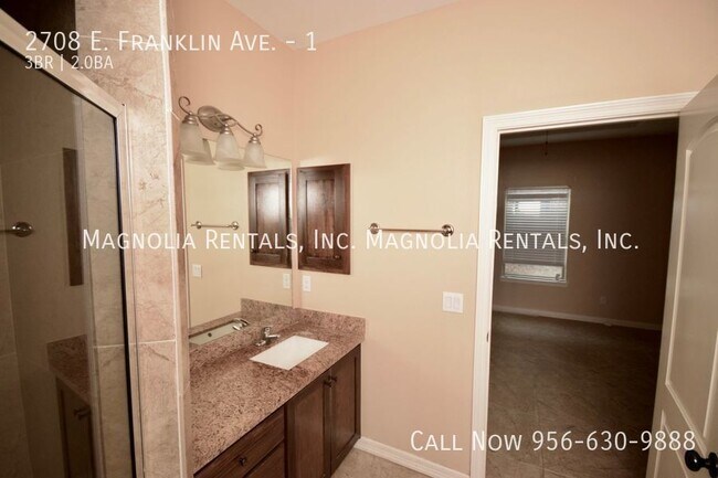 Building Photo - 2708 E Franklin Ave