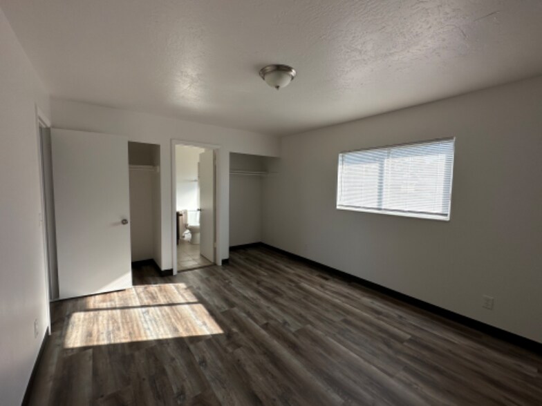 Building Photo - 535 W 400 N