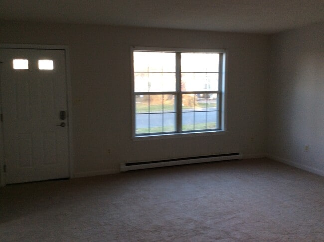 Building Photo - 149 Ghaner Dr