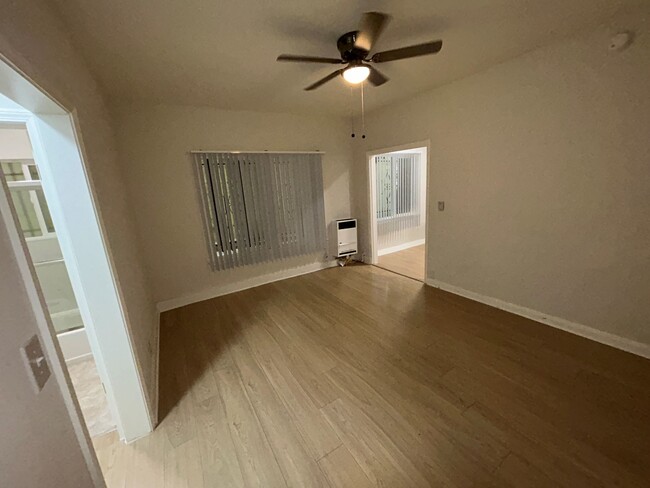 Interior Photo - 3170 - 856 S. Catalina St.