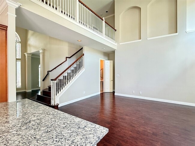 Building Photo - 4707 Gladesdale Park Ln