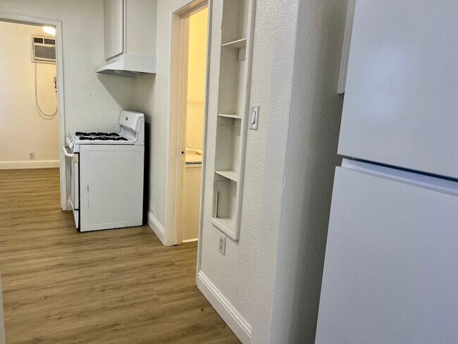 Building Photo - 1310-1314 P St