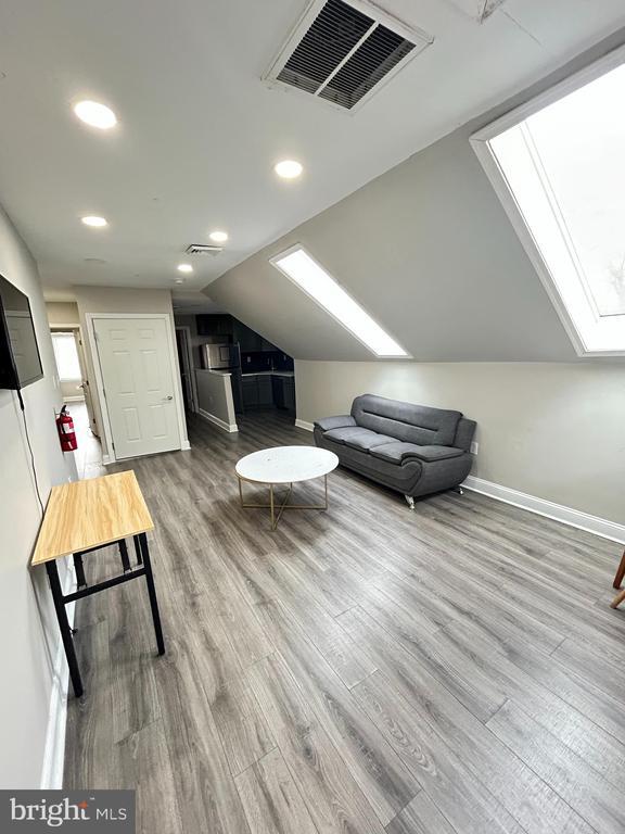 Building Photo - 2417 N 54th St