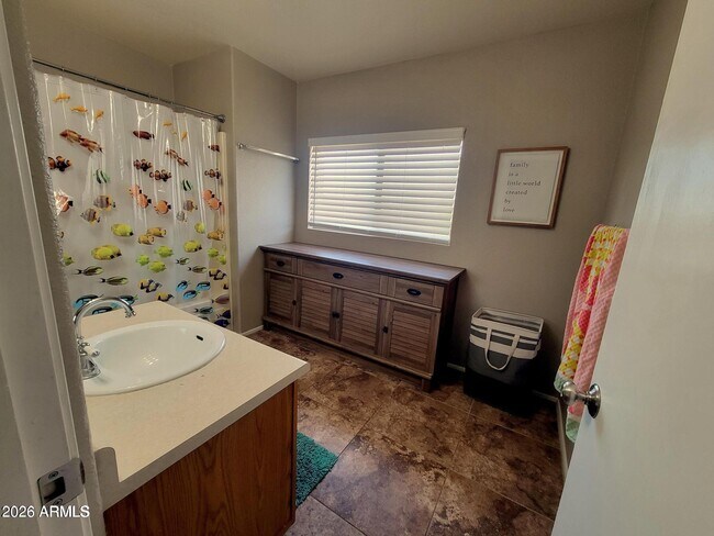 Building Photo - 10841 E Forge Cir