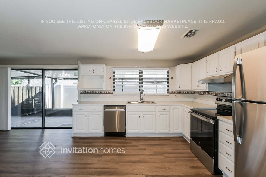 Building Photo - 6828 Eden Ln
