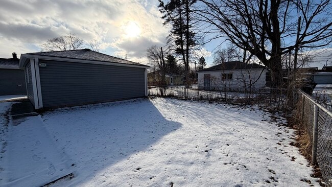 Building Photo - 3528 Adams St