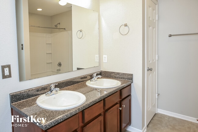 Building Photo - 10297 Haag Rd