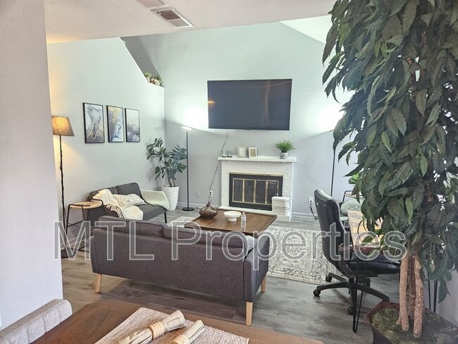 Building Photo - 11526 Turn Stone Ct