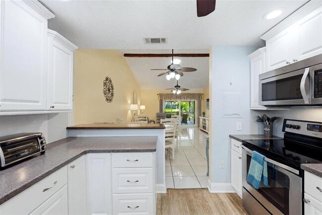 Building Photo - 3663 Longmeadow
