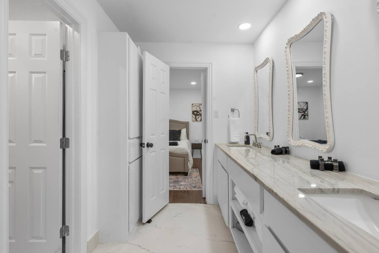 Building Photo - 9652 Arborhill Dr