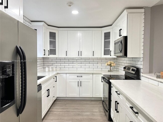 Building Photo - 1597 Springside Dr