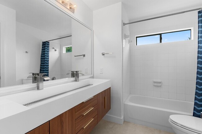 Building Photo - 16202 Lasting Light Ln