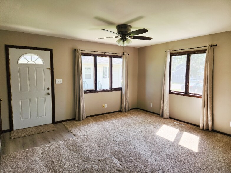 Building Photo - 1516 Sycamore St