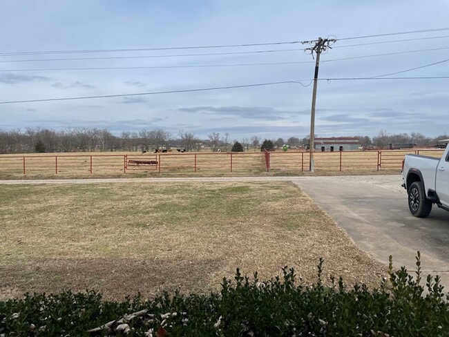 Building Photo - 3 bedroom 2 bath in Rogers, ALL UTILITIES ...