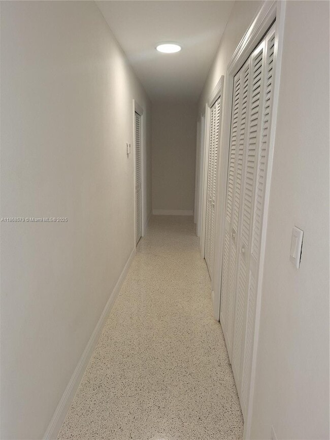 Building Photo - 5600 SW 64th Pl