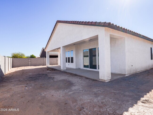 Building Photo - 11000 Cove Dr