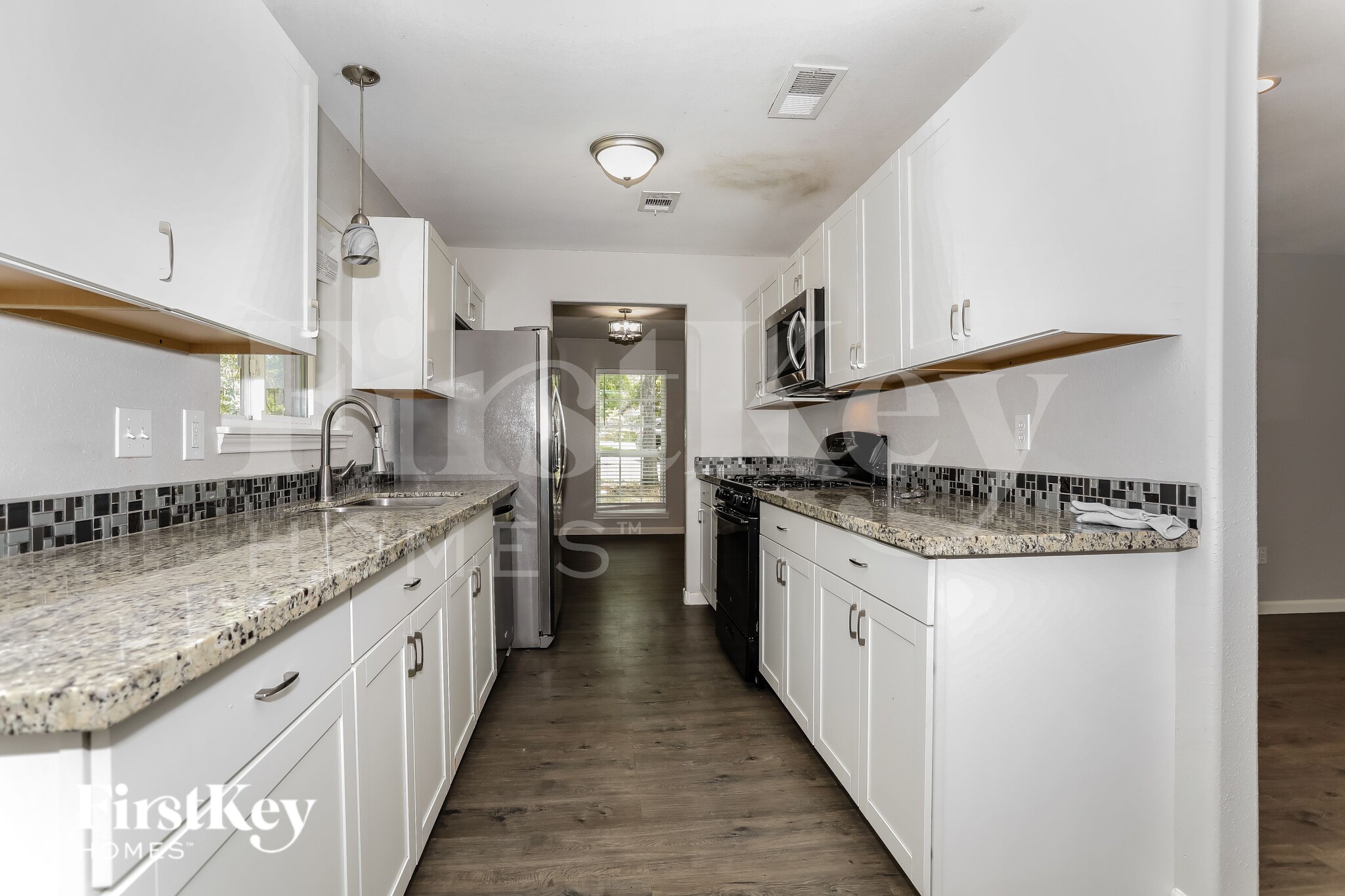 Building Photo - 24707 Wilderness Rd